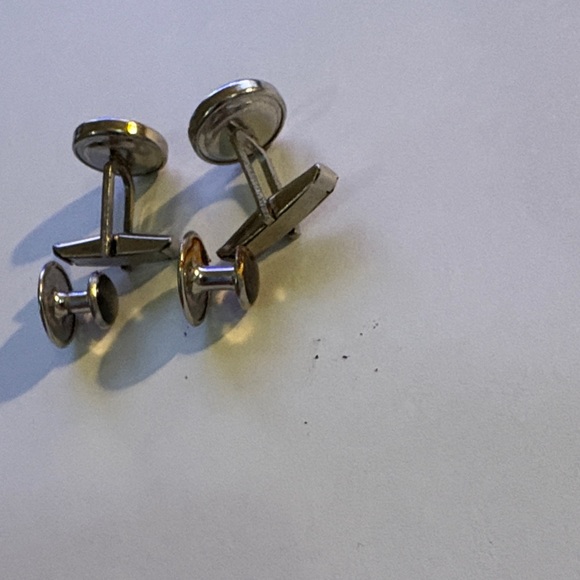 Silver and Black Cufflinks Set - Picture 6 of 6